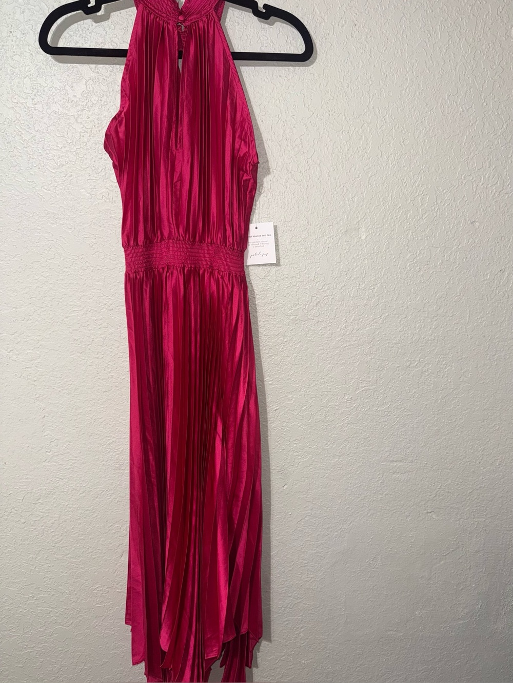 Pink pleated Petal and Pup maxi dress New With Tags with halter neck sz 6 - Picture 2 of 10